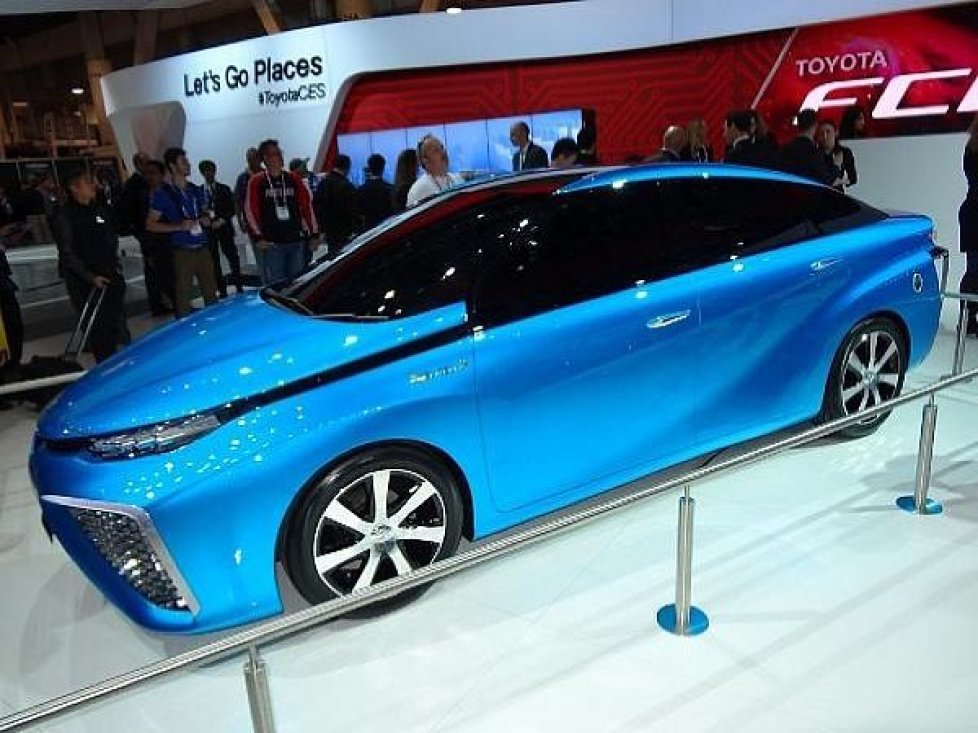 Toyota FCV