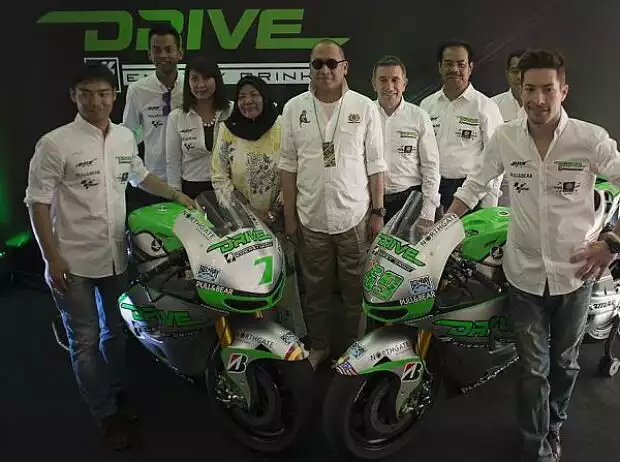 Titel-Bild zur News: Nicky Hayden, Hiroshi Aoyama