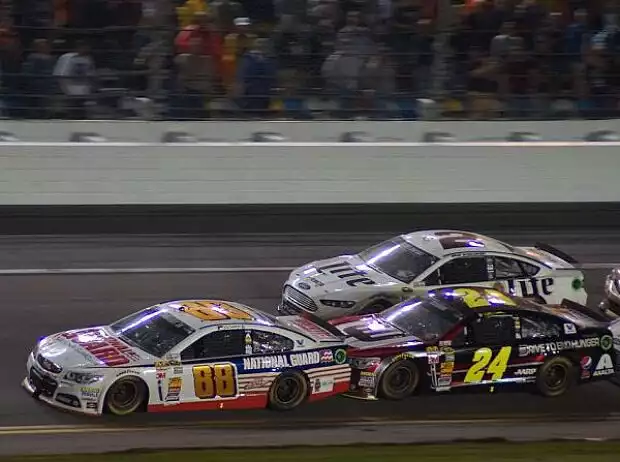 Dale Earnhardt Jun., Jeff Gordon Titel-Bild zur News: Dale Earnhardt Jun., Jeff Gordon