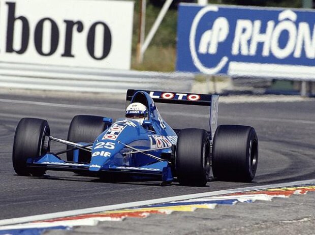 Rene Arnoux in Le Castellet 1989