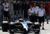 Bild zum Inhalt: Motorschaden für McLaren beim Testabschluss in Bahrain
