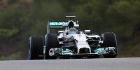 Bild zum Inhalt: Surers Formcheck: Glänzende Mercedes - Sorgenkind Vettel
