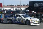 Der Waltrip-Toyota von Brian Vickers nach Mauerkontakt während der Testsession