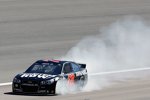 Am Furniture-Row-Chevy von Martin Truex Jun. verabschiedete sich im ersten Freien Training die Ölpumpe