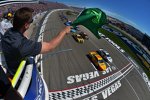 Start zum Kobalt 400 mit Joey Logano und Brad Keselowski (beide Penske) in Reihe eins 