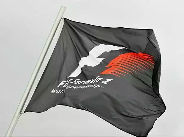 Formel-1-Flagge Titel-Bild zur News: Formel-1-Flagge