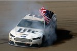 Erster Saisonsieg für Brad Keselowski (Penske) 