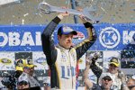 Sieger des Kobalt 400: Brad Keselowskis Jubel in der Victory Lane 