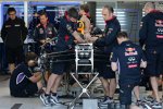 Red Bull: Mechaniker bei der Arbeit