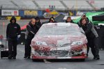 Der Regen hat Bristol im Griff: Hier der BK-Toyota von Alex Bowman