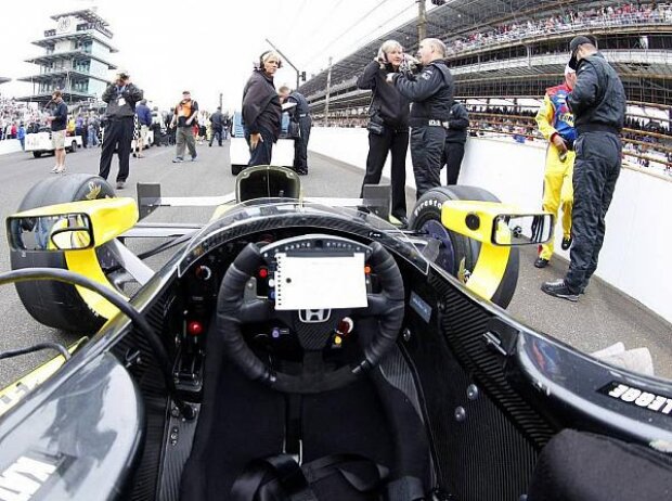 Cockpit des IndyCar-Dallara DW12 Cockpit des IndyCar-Dallara DW12