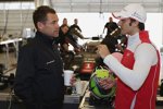 Marco Bonanomi berichtet seine Eindr?cke an Tom Kristensen