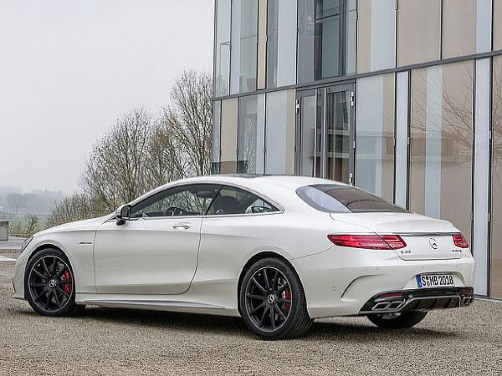 Mercedes-Benz S63 AMG Coupé