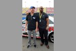 Clint Bowyer (Waltrip) und NFL-Quarterback Donovan McNabb