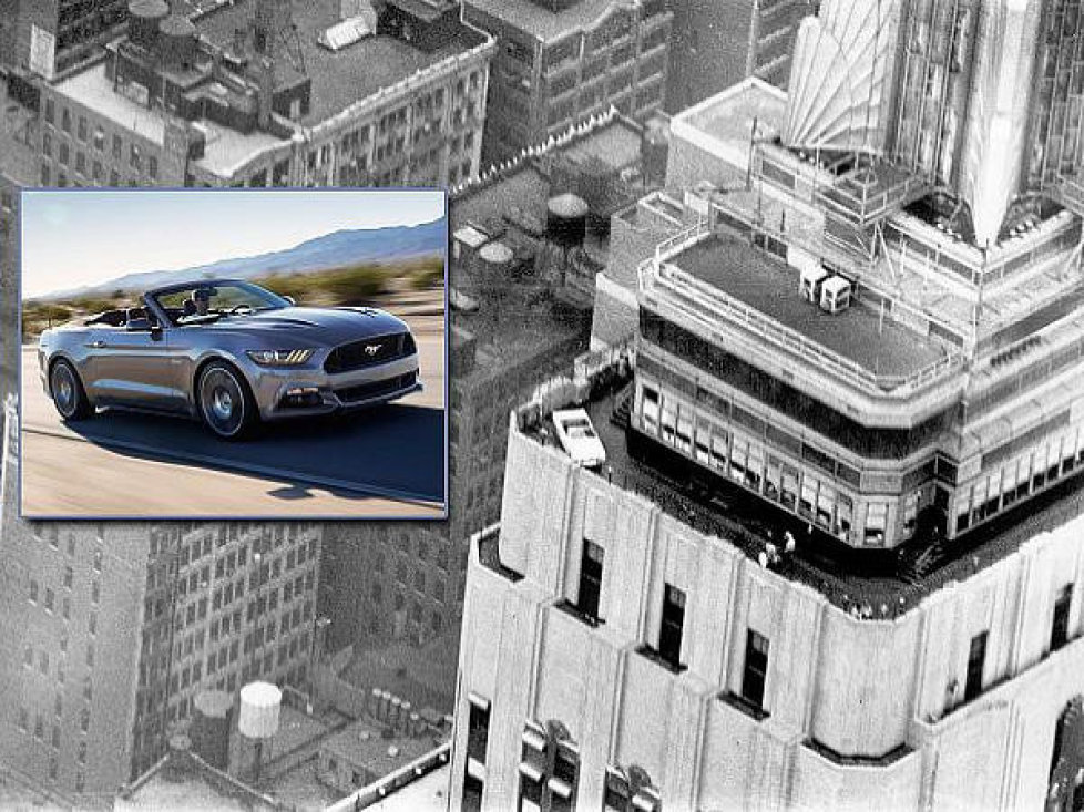 Ford Mustang auf dem Empire State Building in New York