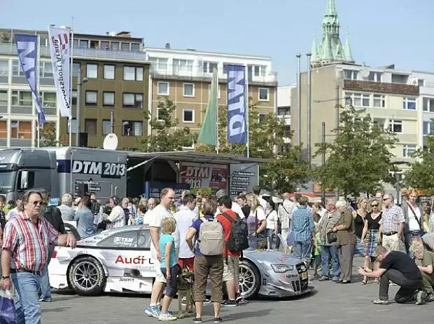 Titel-Bild zur News: DTM in Braunschweig