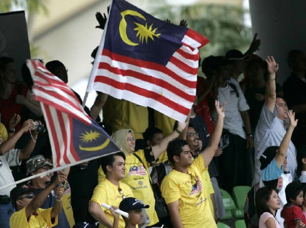 Titel-Bild zur News: Fans in Malaysia