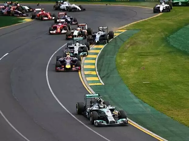 Nico Rosberg, Kamui Kobayashi, Felipe Massa Titel-Bild zur News: Nico Rosberg, Kamui Kobayashi, Felipe Massa