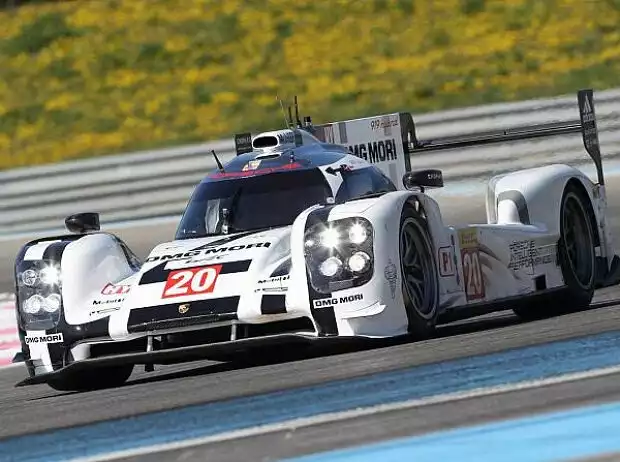 Timo Bernhard, Mark Webber, Brendon Hartley Titel-Bild zur News: Timo Bernhard, Mark Webber, Brendon Hartley