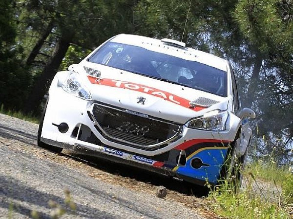 Peugeot 208 T16 R5