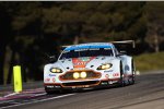 Darryl O'Young, Alex MacDowell und Fernando Rees (Aston Martin) 