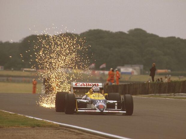 Titel-Bild zur News: Nigel Mansell in Silverstone 1987