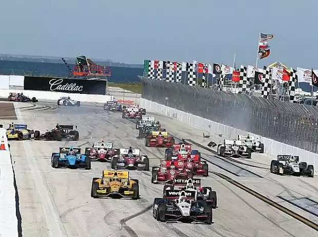 Restart in St. Petersburg: Will Power führt, Marco Andretti und Jack Hawksworth crashen Titel-Bild zur News: Restart in St. Petersburg: Will Power führt, Marco Andretti und Jack Hawksworth crashen