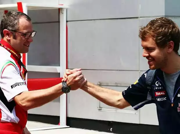 Stefano Domenicali, Sebastian Vettel Titel-Bild zur News: Stefano Domenicali, Sebastian Vettel