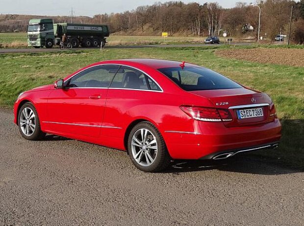 Mercedes-Benz E 220 CDI Coupé