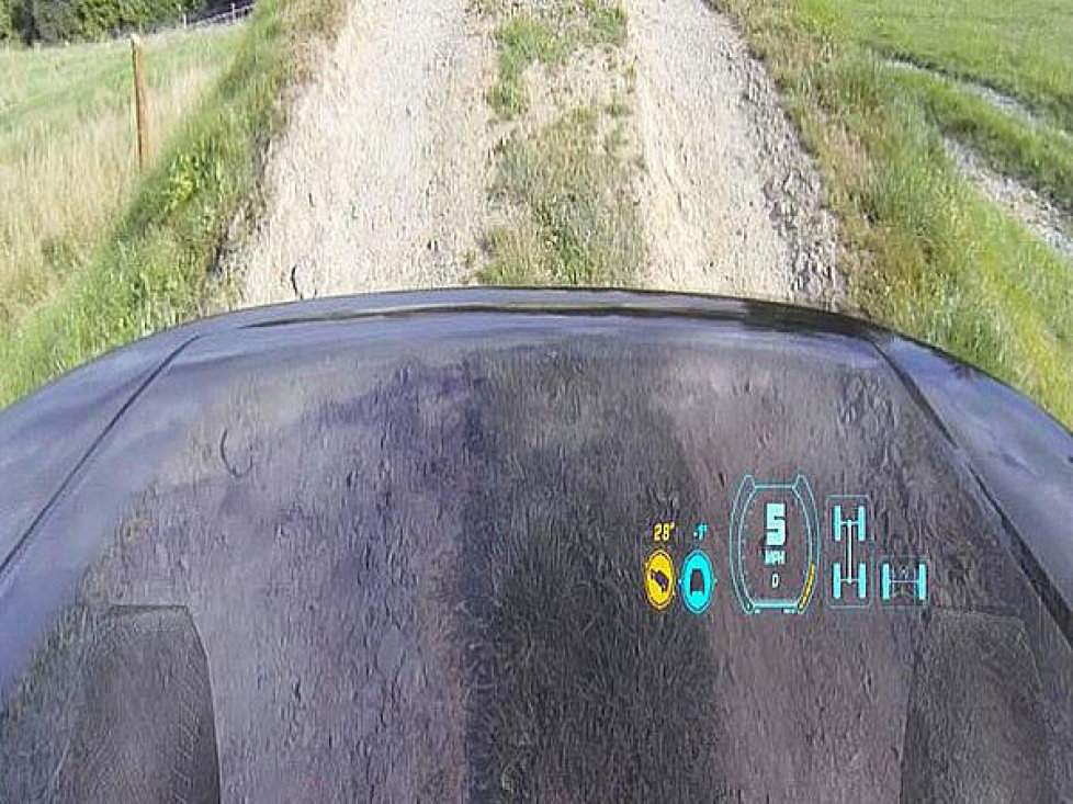 Land Rover "Transparent Bonnet"-System