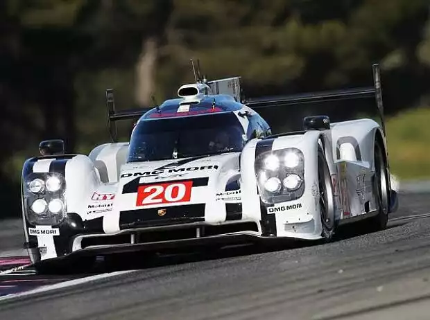 Timo Bernhard, Mark Webber, Brendon Hartley Titel-Bild zur News: Timo Bernhard, Mark Webber, Brendon Hartley