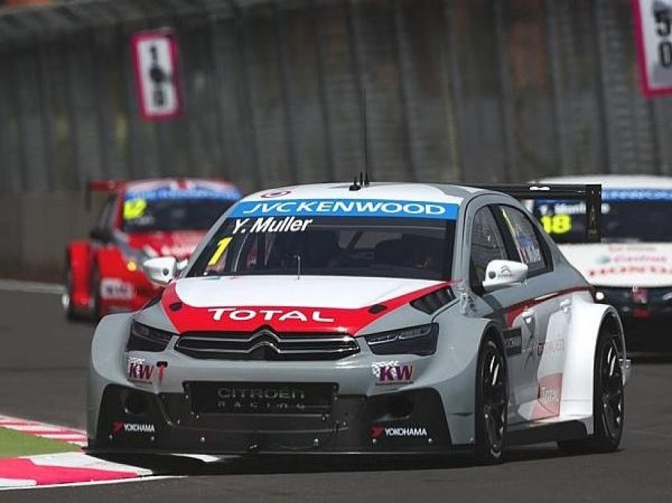 Yvan Muller, Tiago Monteiro, Robert Huff