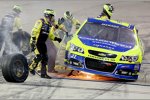 Wie in Homestead 2013: Erneut ein heißer Boxenstopp von Paul Menard (Childress) 