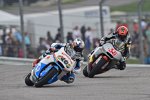 Maverick Vinales vor Mika Kallio 