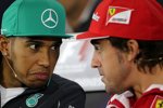 Lewis Hamilton (Mercedes) und Fernando Alonso (Ferrari) 