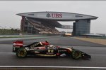 Pastor Maldonado (Lotus) 