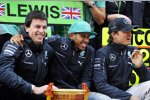 Toto Wolff, Lewis Hamilton (Mercedes) und Nico Rosberg (Mercedes) 