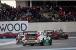 Gianni Morbidelli (Münnich-Chevrolet) und Tiago Monteiro (Honda) 