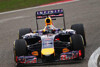 Bild zum Inhalt: Red Bull rätselt: Reifenflüsterer Vettel wohl zu laut
