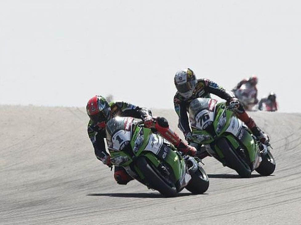 Tom Sykes, Loris Baz