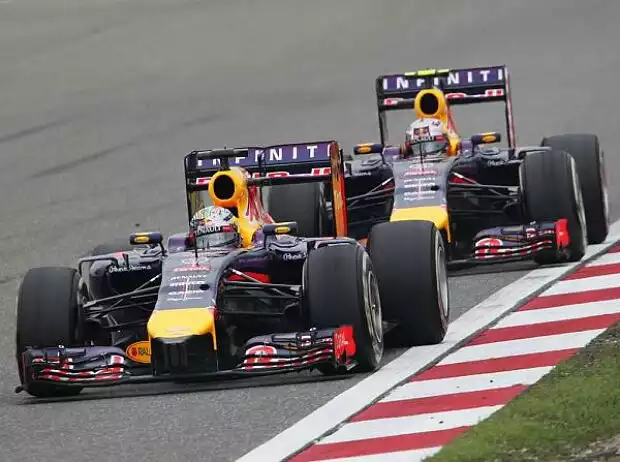 Sebastian Vettel, Daniel Ricciardo Titel-Bild zur News: Sebastian Vettel, Daniel Ricciardo