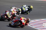 Daniel Pedrosa vor Stefan Bradl 