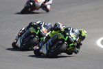 Pol Espargaro vor Bradley Smith (Tech 3) 