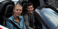 Bild zum Inhalt: Mark Webber nimmt Maria Sharapova im Porsche mit