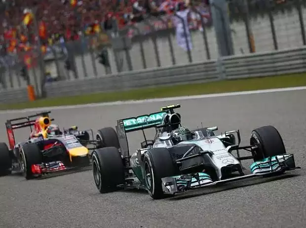 Nico Rosberg, Sebastian Vettel Titel-Bild zur News: Nico Rosberg, Sebastian Vettel