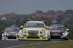 Hugo Valente (Campos-Chevrolet) vor Rene Münnich (Münnich-Chevrolet) und Tom Chilton (ROAL-Chevrolet)