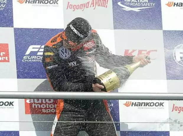 Max Verstappen Titel-Bild zur News: Max Verstappen