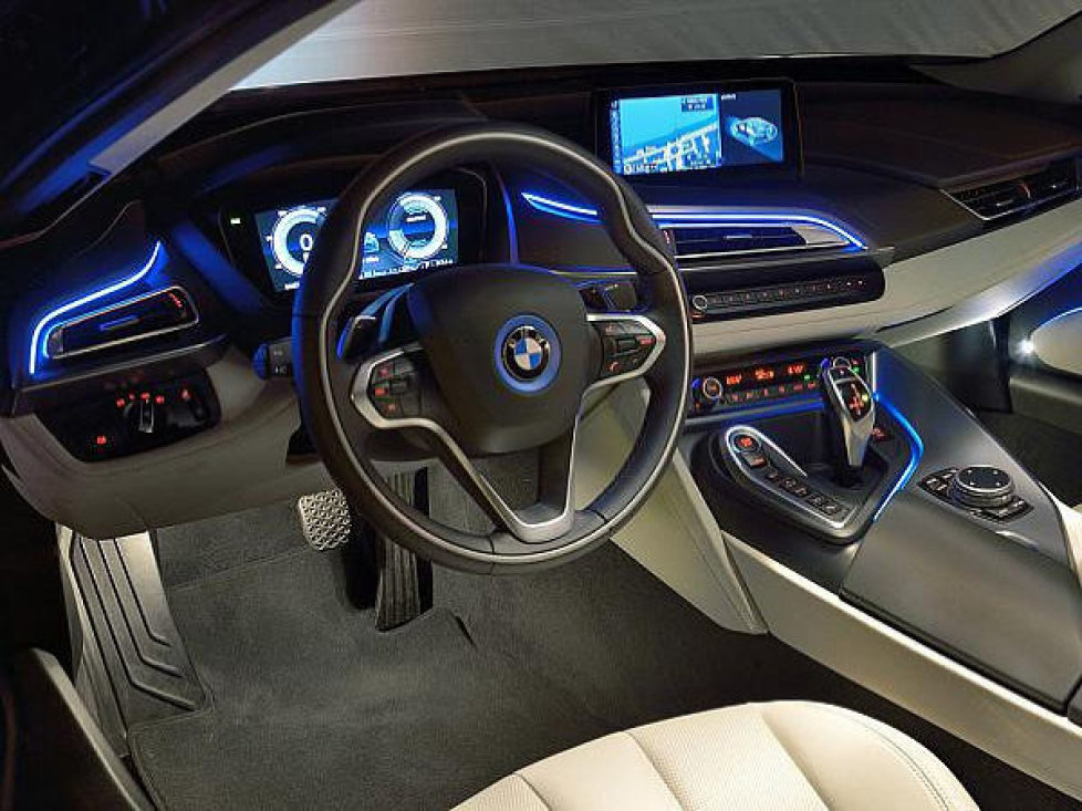 BMW i8