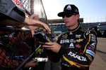 Jeff Gordon (Hendrick) gibt Autogramme