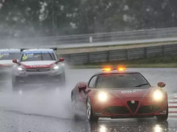 Safetycar Titel-Bild zur News: Safetycar